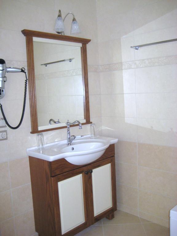 Nostos Hotel Galaxídhion Rom bilde