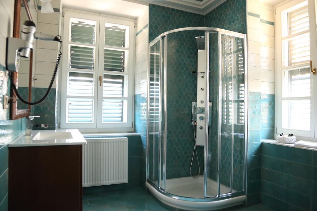Nostos Hotel Galaxídhion Rom bilde